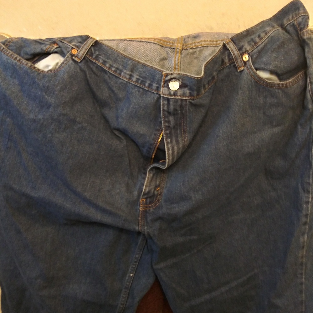 Levi 'S View 3